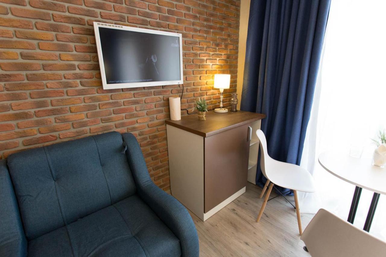 New Apartments In The Centre - Kuznechna Str. 26/3 카리프 외부 사진